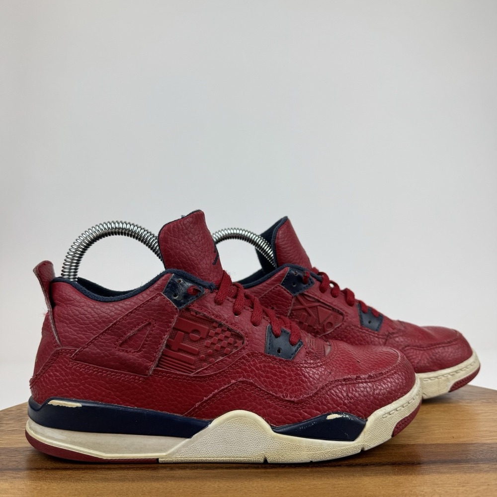 Big Kids Boys Nike Air Jordan 4 Retro PS Fiba Red Basketball Sneakers Size 3 Y